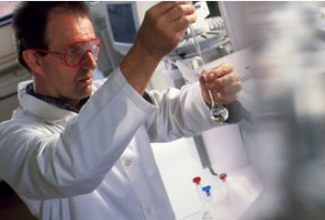 اندازه‌گیری دقیق میزان داروی ضدایدز در خون با حسگر ساخت محققان کشور