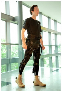 ربات پوشیدنی که به گامهای شما قدرت می‌دهد